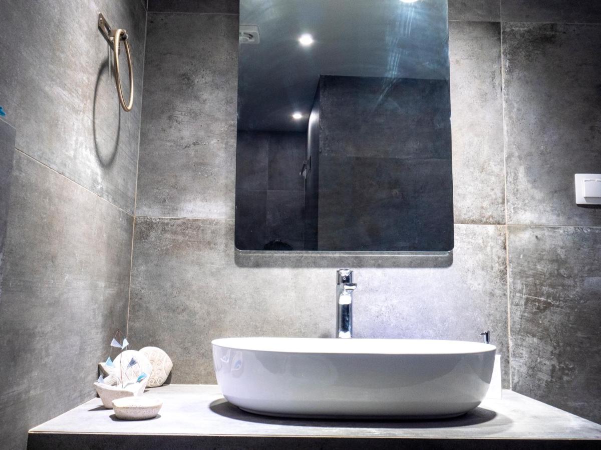 Central Urban Luxury Sea View Apt Since 2009 Ierapetra  Ngoại thất bức ảnh